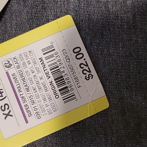 NWT All in motion pullover - Picture 3 of 4